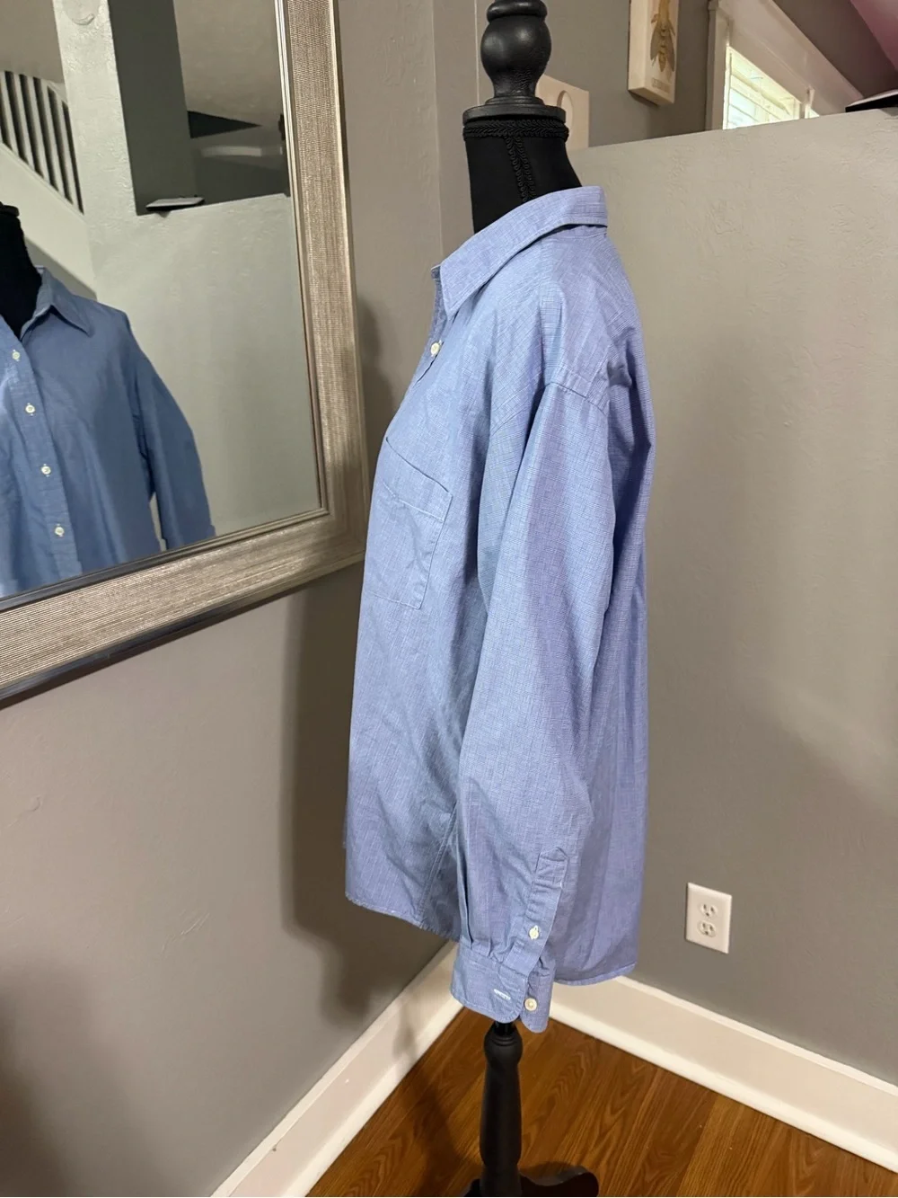 J.Crew Preppy Blue Plaid Button Down Size 16-33.